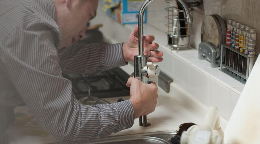 Professional emergency plumbing in Hawk Point, MO